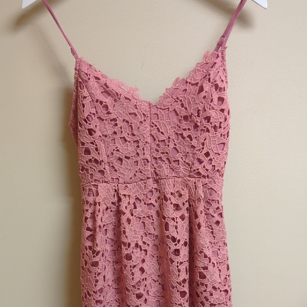 Astr The Label Pink Mauve Lace Midi Dress Nwt Size S